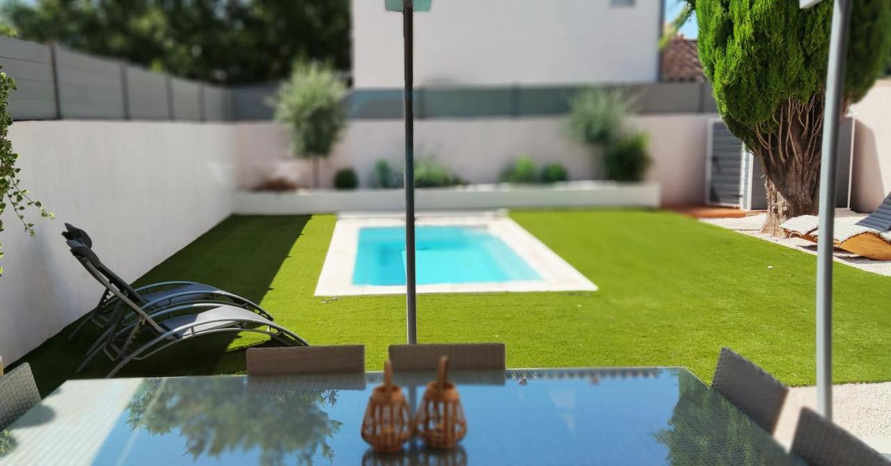 Jas Dou Felibrige Bed and Breakfast Puget-Ville Εξωτερικό φωτογραφία